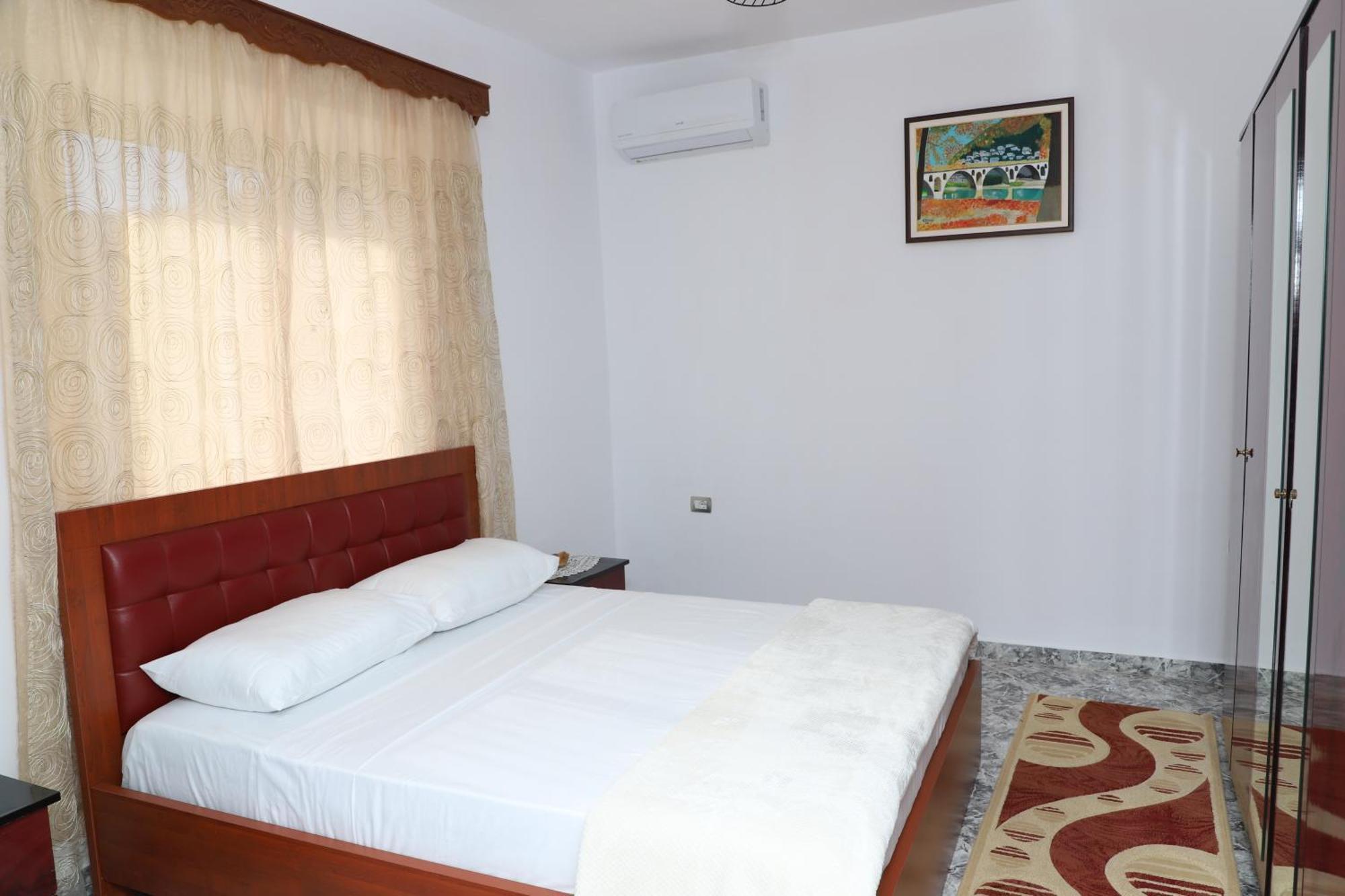 Villa Xherimeja Family Oasis Berat Oda fotoğraf
