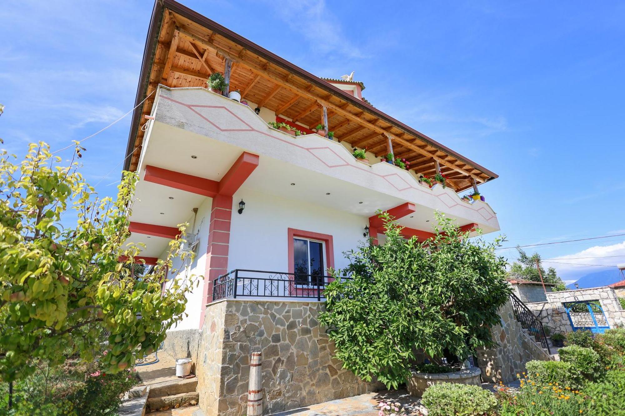 Villa Xherimeja Family Oasis Berat Dış mekan fotoğraf